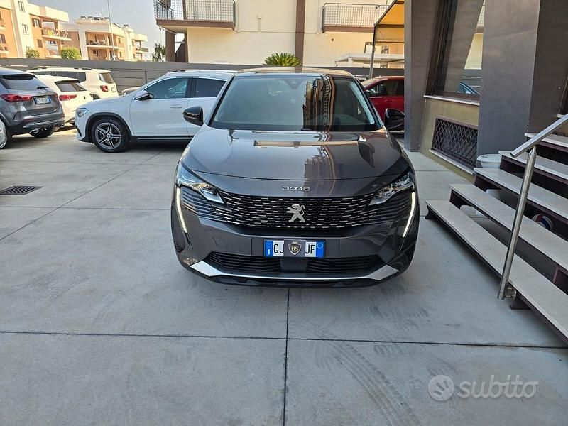 Usata Peugeot 3008 Allure 131 CV (96 kW) 2022 Grigio SUV