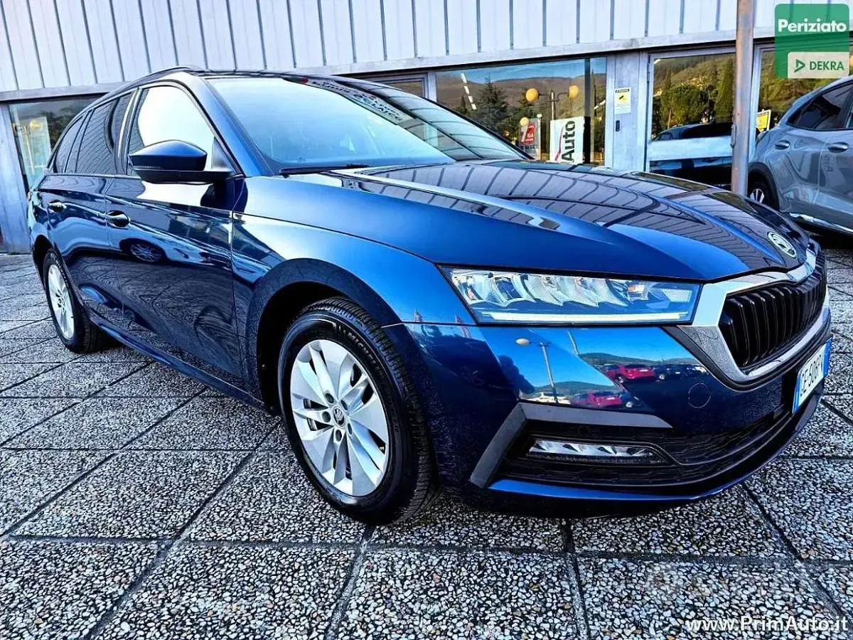 Usata Skoda Octavia Ambition 150 CV (110 kW) 2021 Blu Station wagon