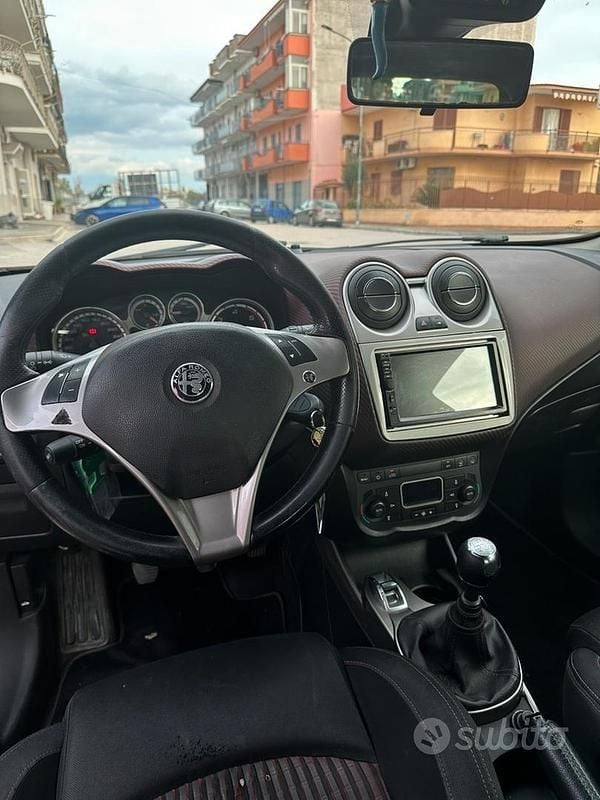 Usata Alfa Romeo MiTo 90 CV (66 kW) 2009 Nero Utilitaria
