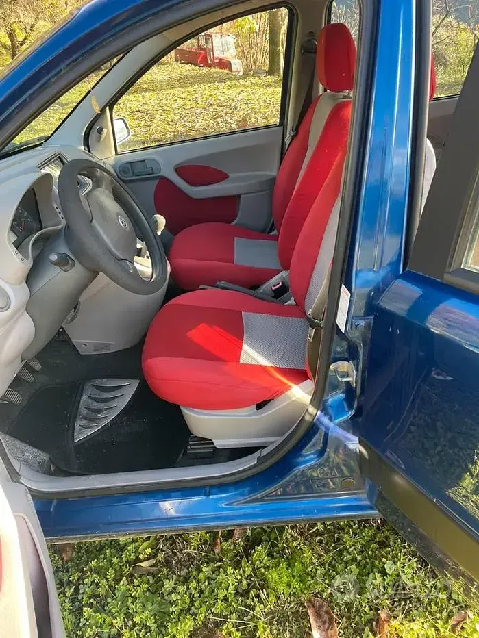 Usata Fiat Panda 4x4 60 CV (44 kW) 2004 Blu Utilitaria