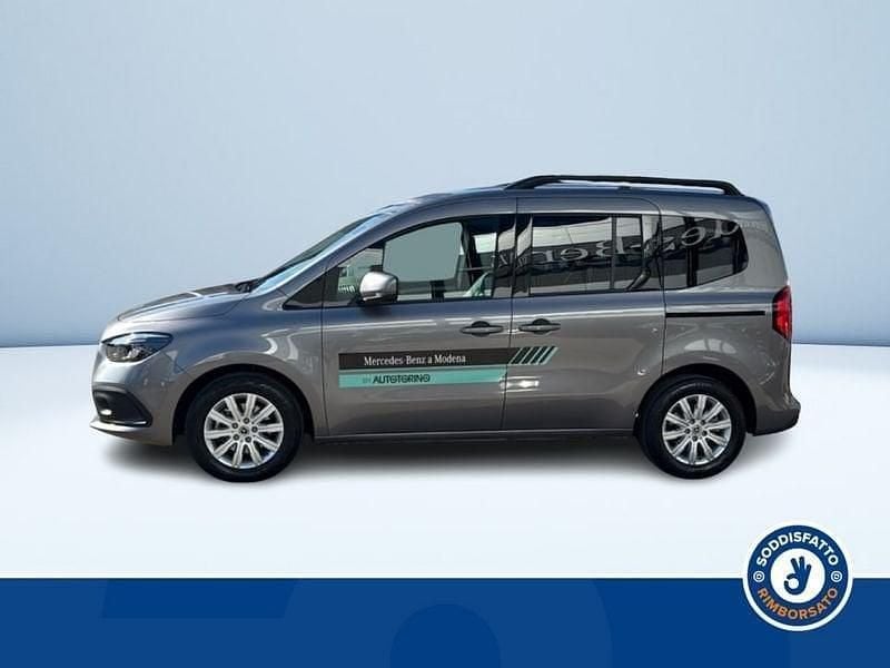 Usata Mercedes T180 115 CV (84 kW) 2025 Grigio Monovolume