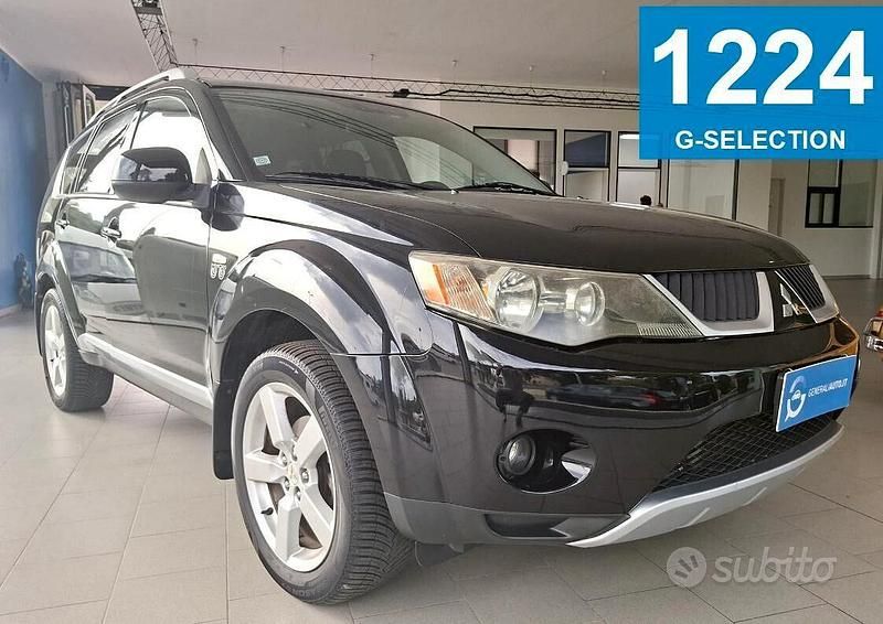 Usata Mitsubishi Outlander Instyle 140 CV (102 kW) 2008 Nero SUV