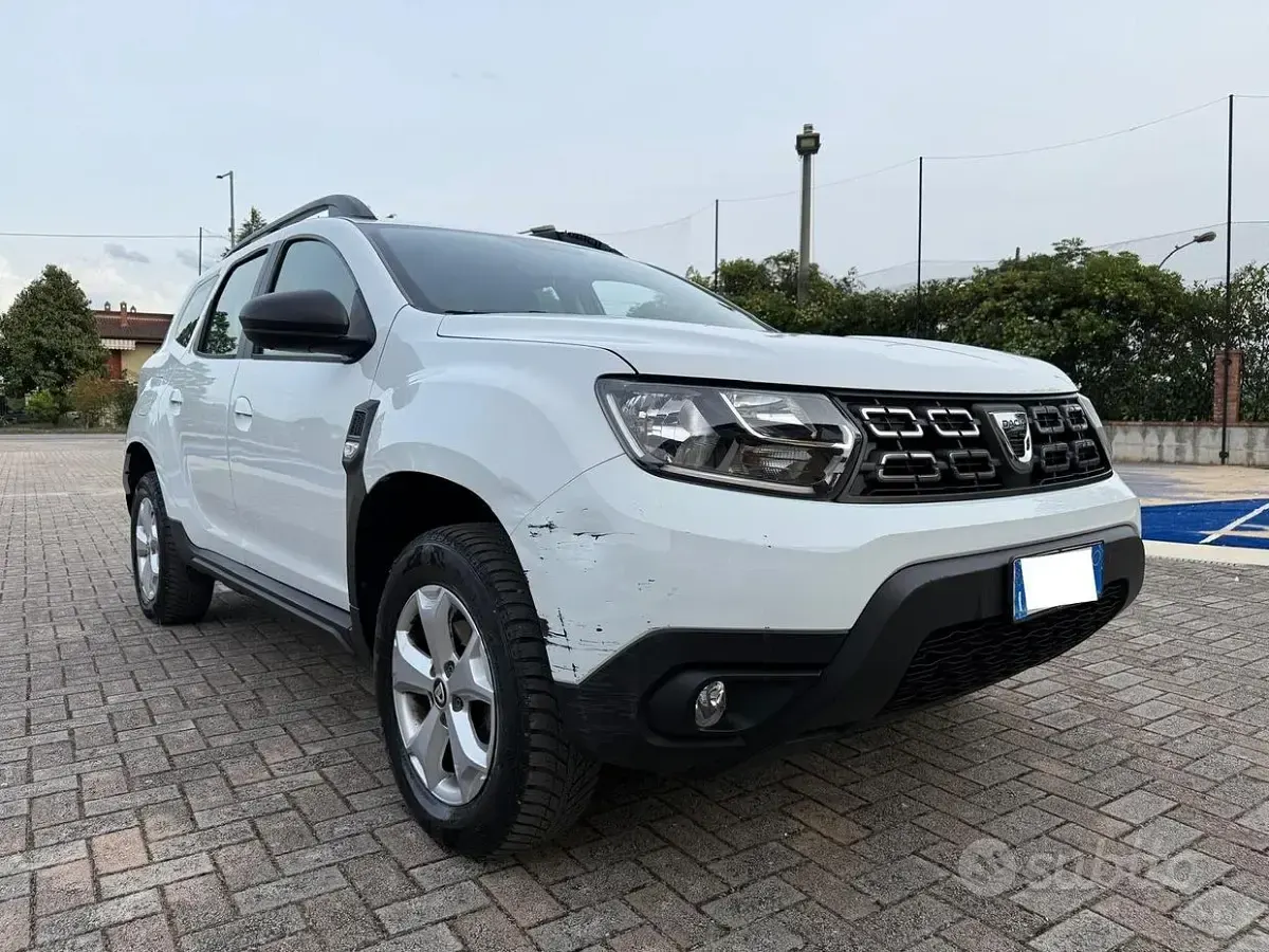 Usata Dacia Duster Comfort 116 CV (85 kW) 2019 Bianco SUV