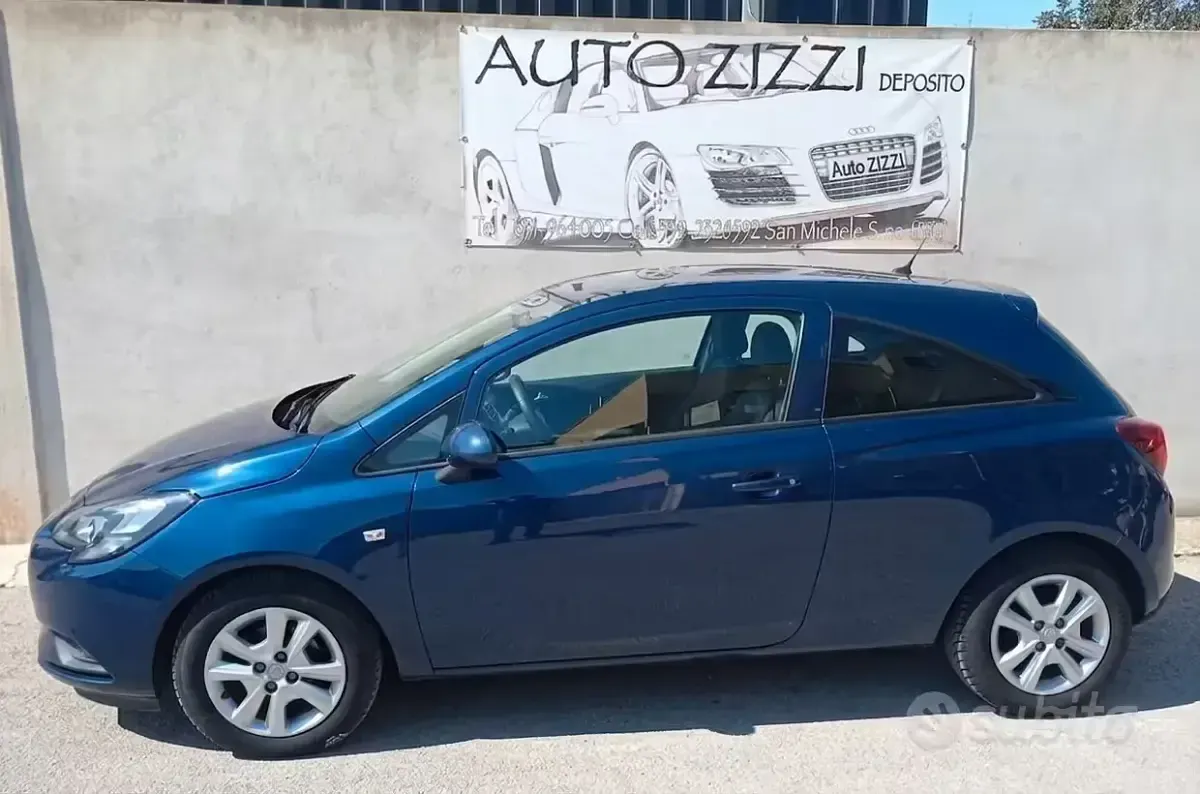 Usata Opel Corsa Cosmo 90 CV (66 kW) 2015 Blu Coupé