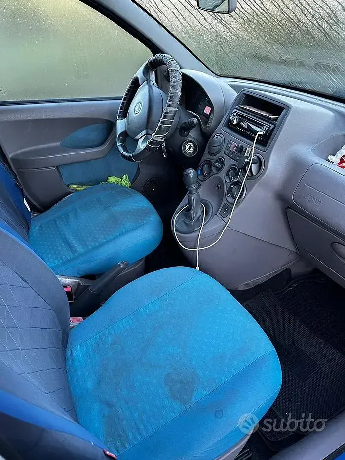Usata Fiat Panda Emotion 60 CV (44 kW) 2005 Blu Utilitaria