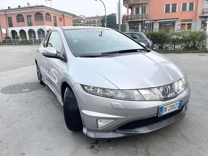 Usata Honda Civic Type S 140 CV (102 kW) 2007 Argento Berlina