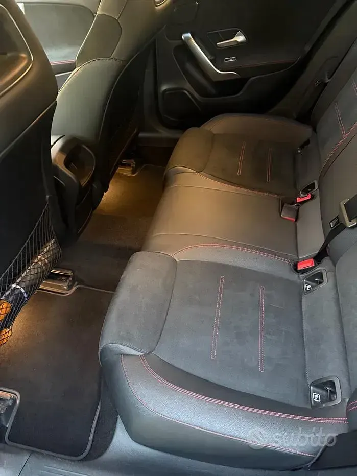 Usata Mercedes A250 Premium 224 CV (164 kW) 2020 Grigio Berlina