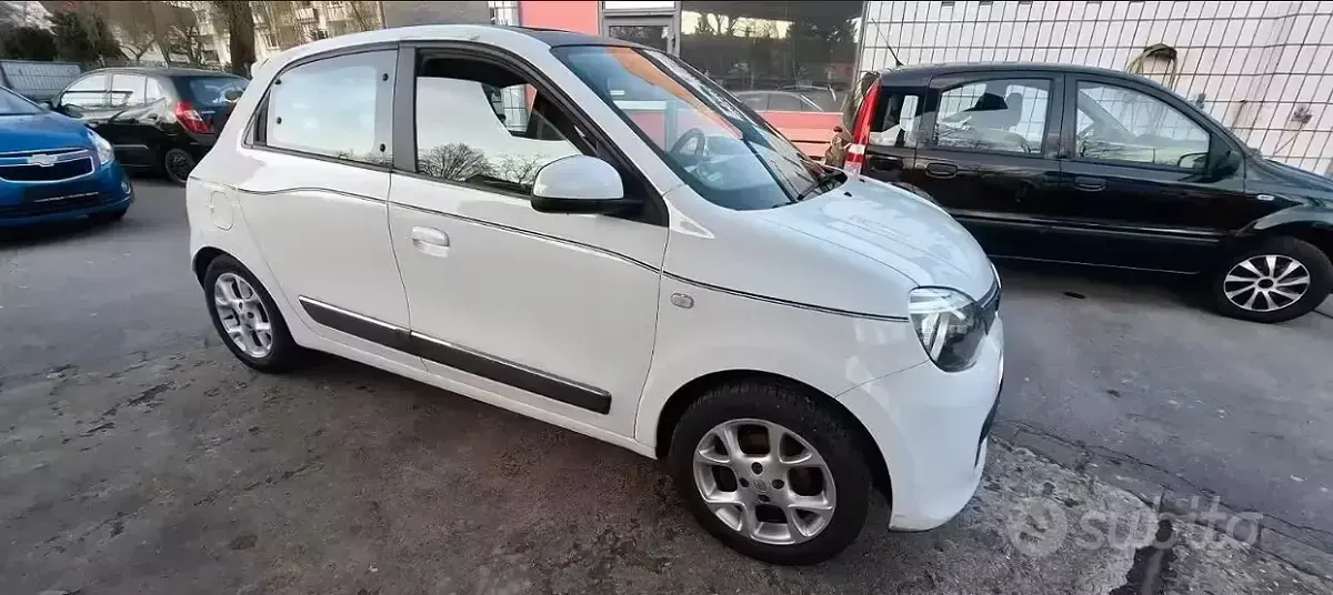 Usado Renault Twingo SE 69 HP (50 kW) 2015 Branco Citadino