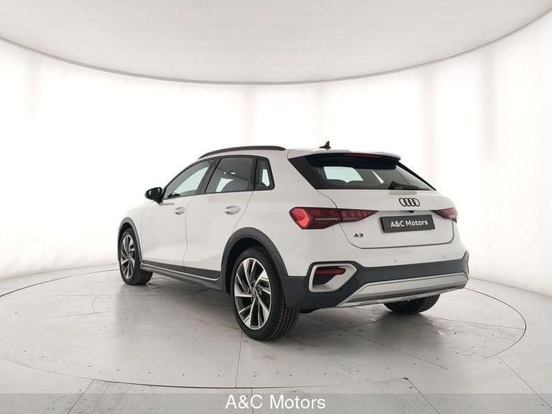 Nuova Audi A3 Advanced 150 CV (110 kW) 2026 Bianco