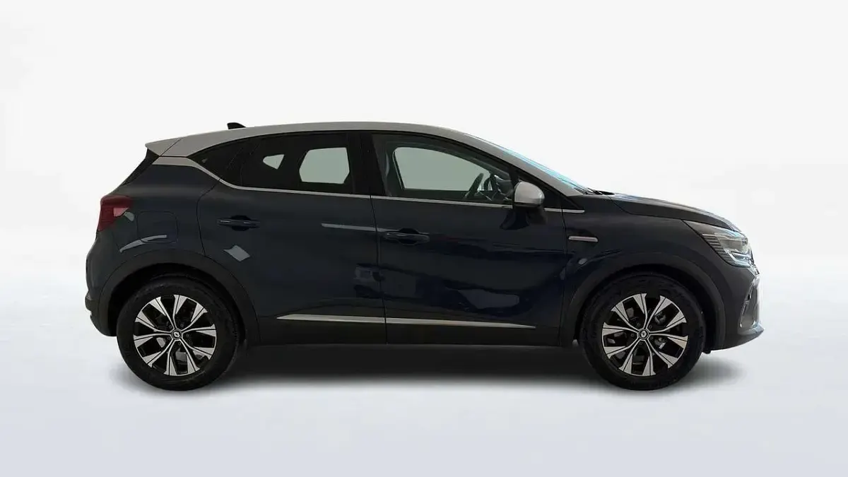 Usata Renault Captur Techno 94 CV (69 kW) 2023 Blu/azzurro SUV