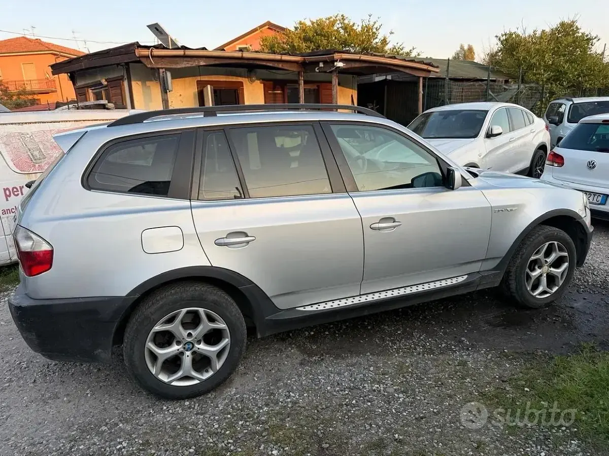 Usata BMW X3 150 CV (110 kW) 2005 Grigio SUV