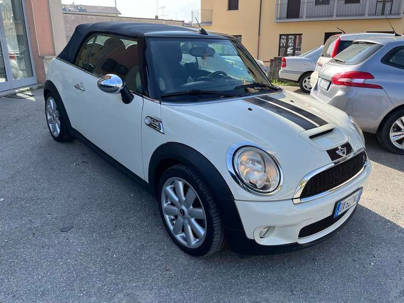 Usata Mini Cooper S Cabriolet 174 CV (127 kW) 2009 Bianco Cabrio