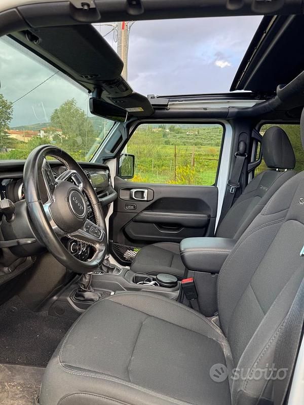 Usata Jeep Wrangler Sahara 200 CV (147 kW) 2020 Bianco SUV