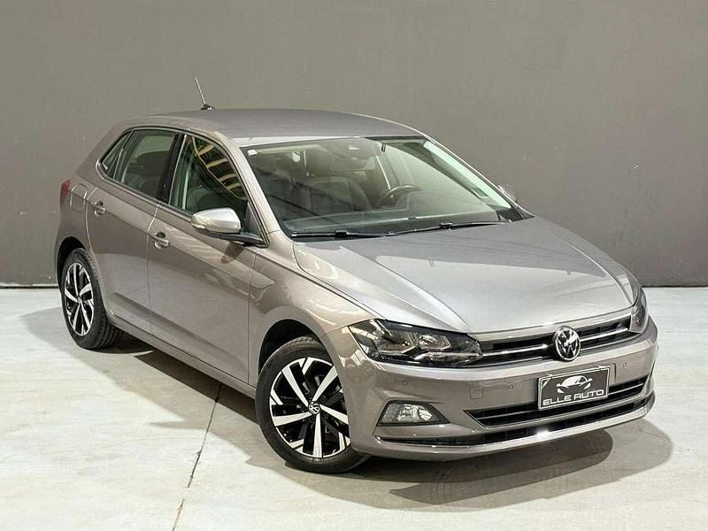 Usata VW Polo Sportline 95 CV (69 kW) 2021 Grigio Utilitaria