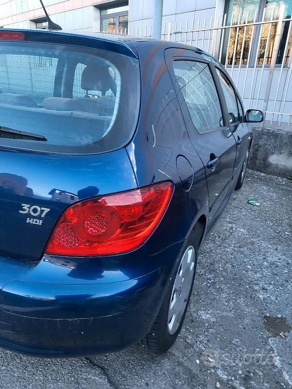 Usata Peugeot 307 110 CV (80 kW) 2007 Blu Berlina