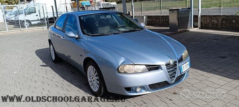 Usata Alfa Romeo 156 Distinctive 115 CV (84 kW) 2004 Blu Berlina