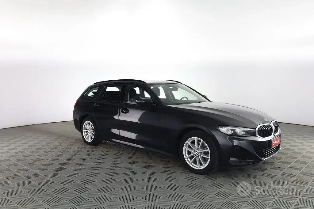 Usata BMW 320e Efficient Dynamics 190 CV (139 kW) 2023 Nero Station wagon