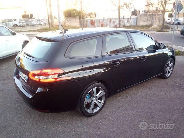 Usata Peugeot 308 SW Allure 130 CV (95 kW) 2018 Station wagon