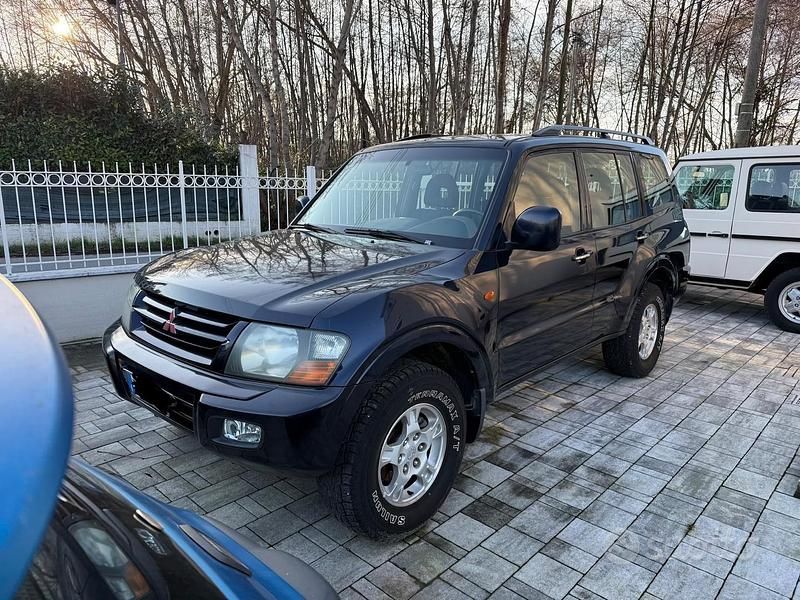Usata Mitsubishi Pajero 115 CV (84 kW) 2002 Blu SUV