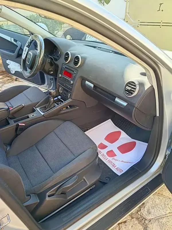 Usata Audi A3 Sportback Attraction 105 CV (77 kW) 2008 Grigio Utilitaria