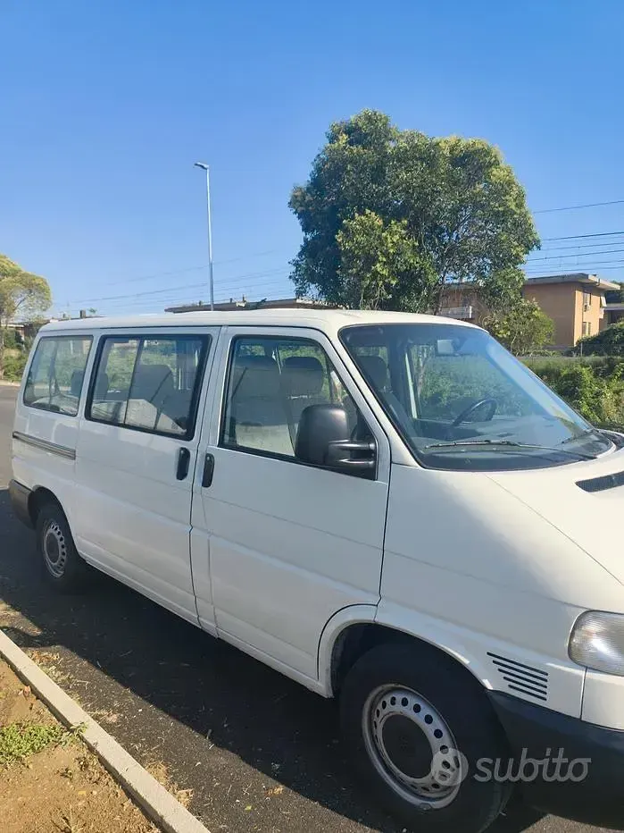 Usata VW T4 88 CV (64 kW) 2002 Furgone