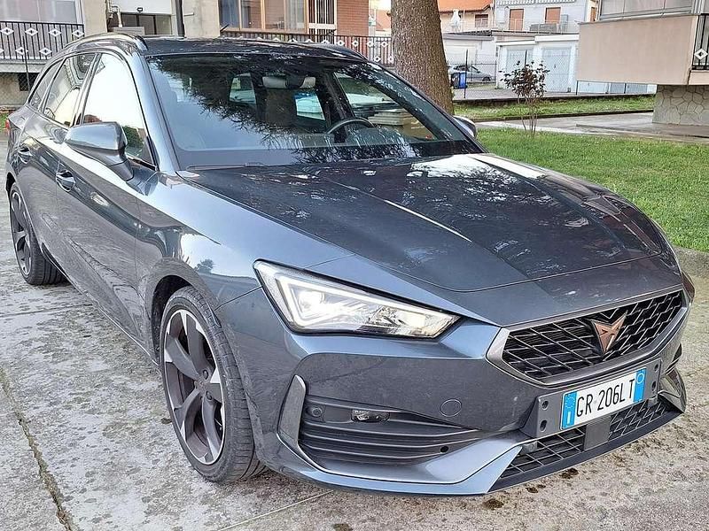 Usata Cupra Leon 150 CV (110 kW) 2023 Grigio Station wagon