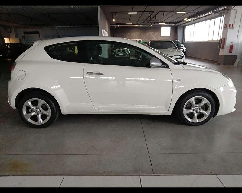 Usata Alfa Romeo MiTo Super 95 CV (69 kW) 2016 Bianco Utilitaria