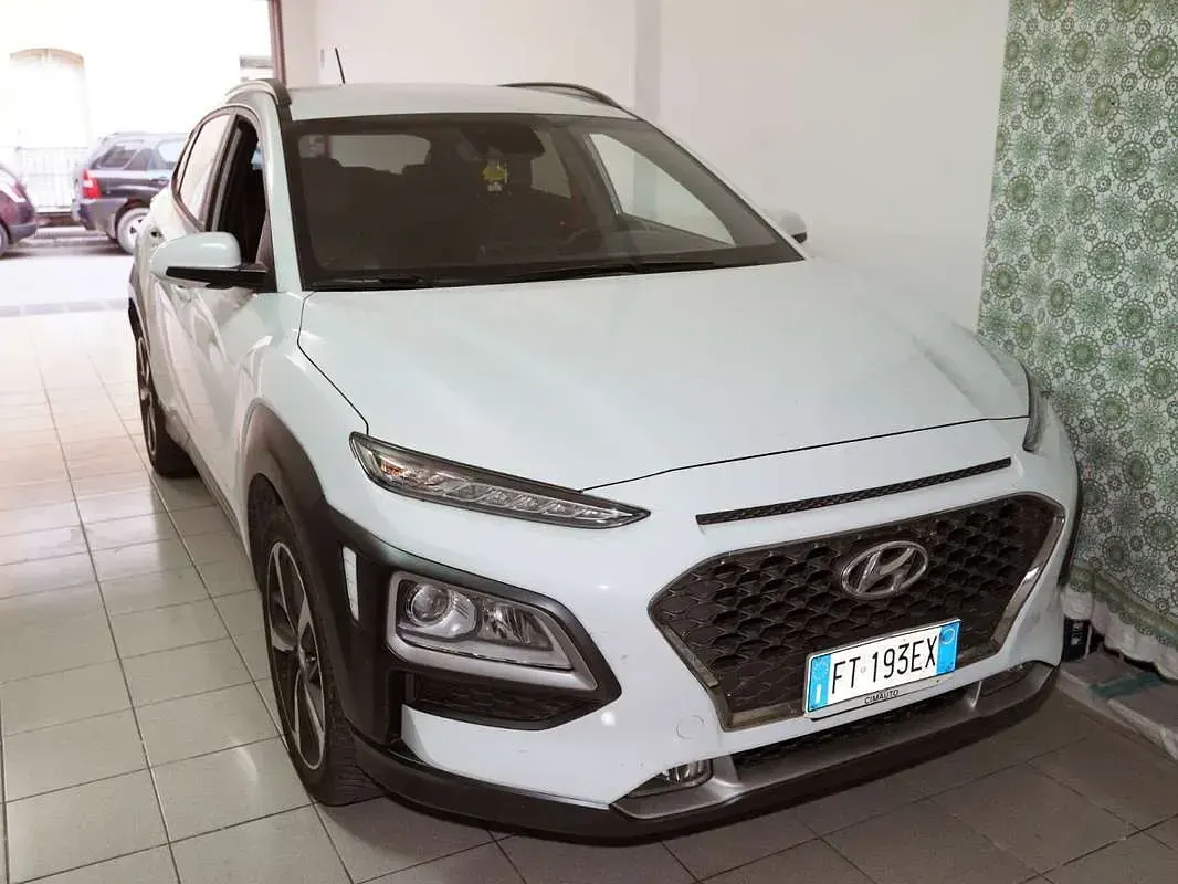 Usata Hyundai Kona Xpossible 177 CV (130 kW) 2018 Bianco SUV