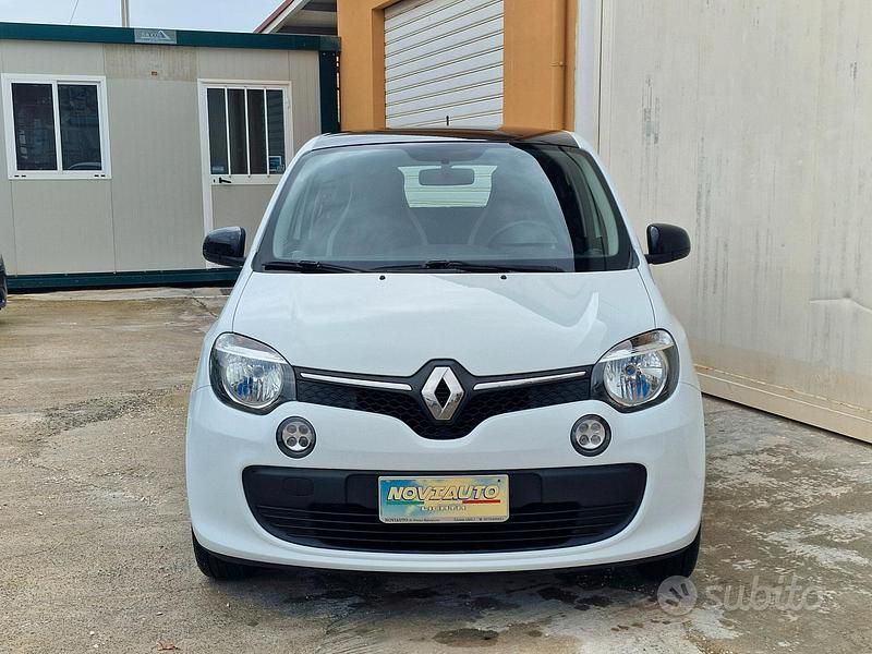Usata Renault Twingo LIMITED 70 CV (51 kW) 2018 Bianco Utilitaria