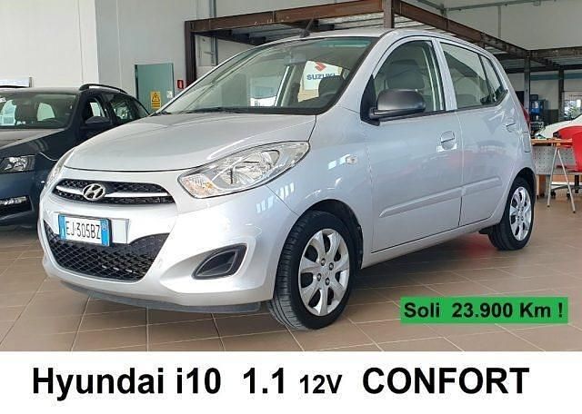 Usata Hyundai i10 Comfort 69 CV (50 kW) 2011 Argento metallizzato Utilitaria