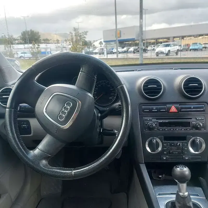 Usata Audi A3 Ambition 140 CV (102 kW) 2005 Grigio Utilitaria