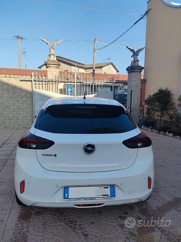 Usata Opel Corsa-e 2022 Bianco Utilitaria