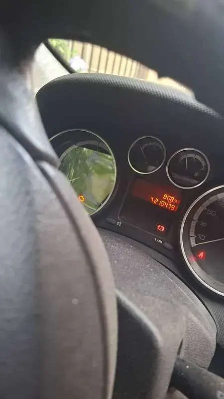 Usata Peugeot 308 109 CV (80 kW) 2008 Nero Berlina