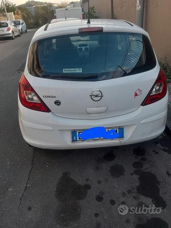 Usata Opel Corsa 2012 Bianco Berlina