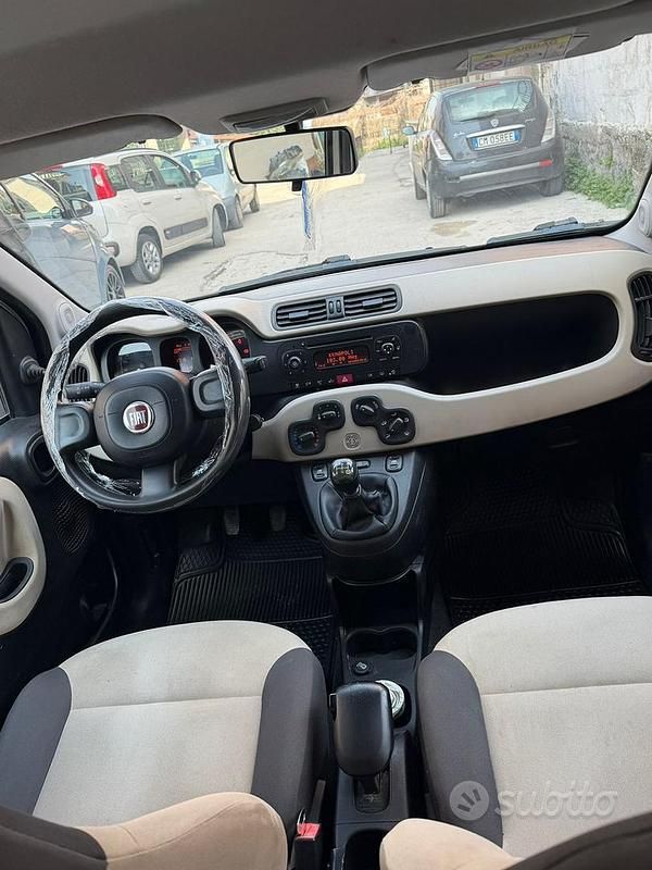 Usata Fiat Panda 75 CV (55 kW) 2015 Grigio Utilitaria