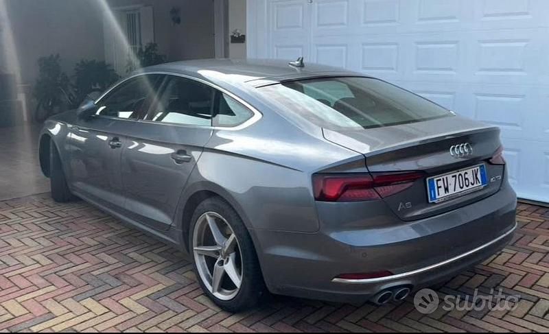 Usata Audi A5 190 CV (139 kW) 2019 Grigio Coupé