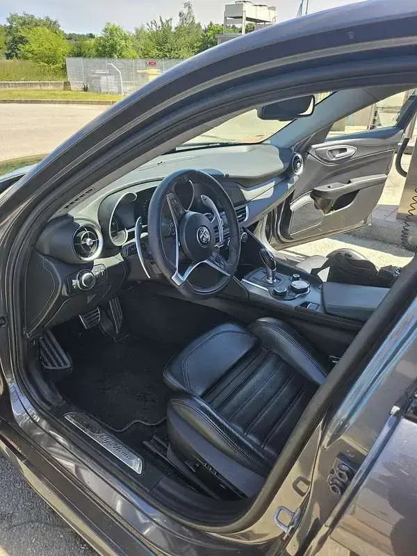 Usata Alfa Romeo Giulia Veloce 211 CV (155 kW) 2020 Berlina