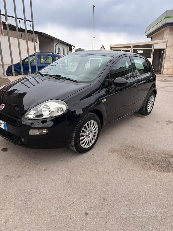 Usata Fiat Punto Evo 75 CV (55 kW) 2014 Nero Utilitaria