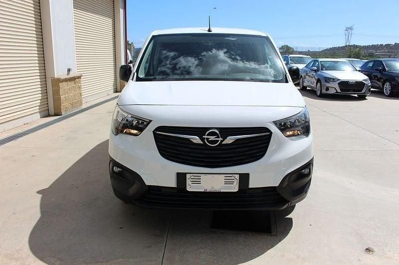 Occasion Opel Combo 101 ch (74 kW) 2021 Blanc Monospace