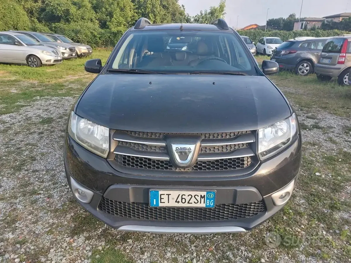 Usata Dacia Sandero Prestige 90 CV (66 kW) 2013 Nero Berlina