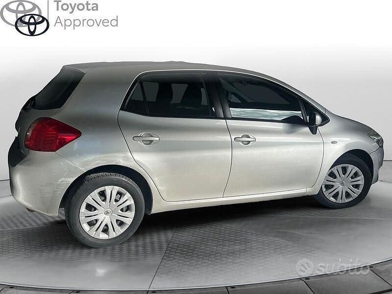 Usata Toyota Auris Sol 2007 Grigio Berlina