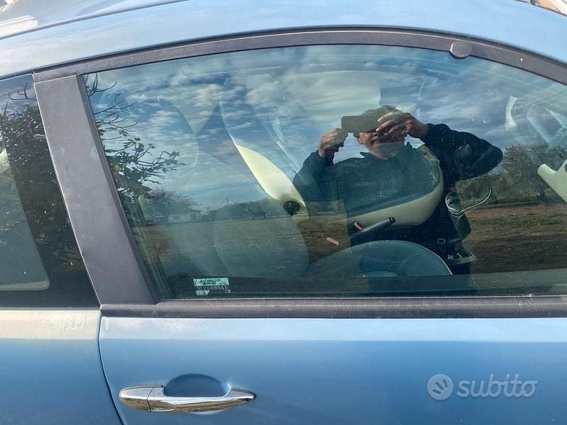 Usata Lancia Ypsilon 2004 Utilitaria