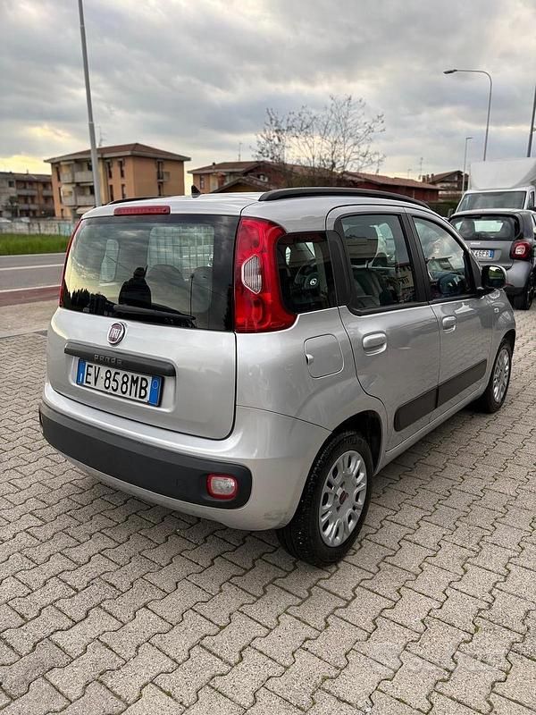 Usata Fiat Panda Lounge 74 CV (54 kW) 2014 Grigio Utilitaria