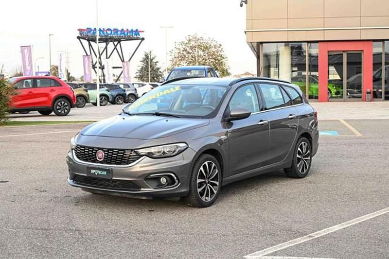 Grigio Usata 2019 Fiat Tipo Lounge Station wagon | 12.900 € (Molto cara) - Immagine 1/4