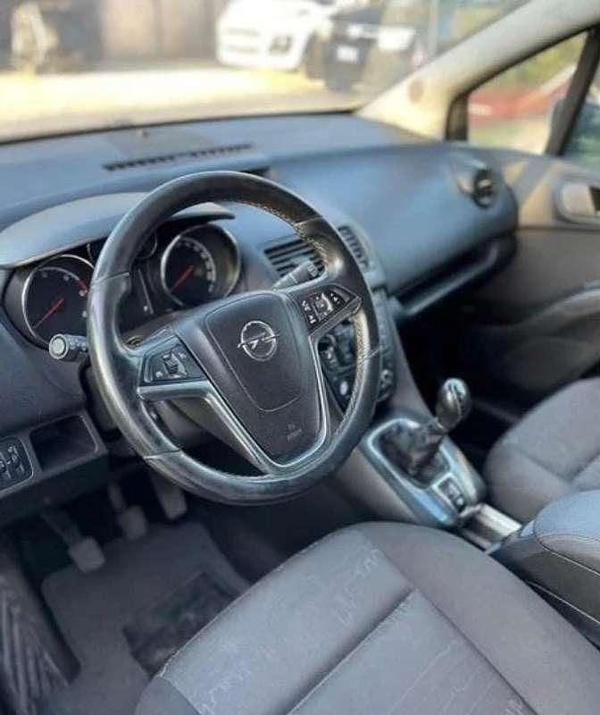 Usata Opel Meriva Cosmo 95 CV (69 kW) 2012 Bianco Monovolume