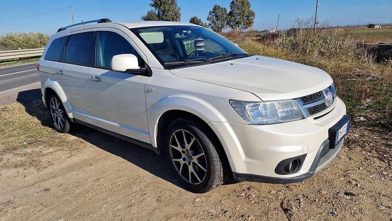 Usata Fiat Freemont Lounge 170 CV (125 kW) 2012 Bianco SUV