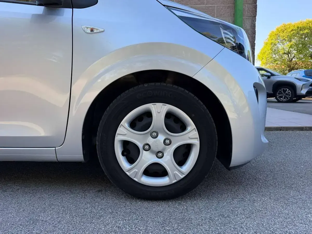 Käytetty Kia Picanto 65 HP (47 kW) 2022 Hopea Viistoperä