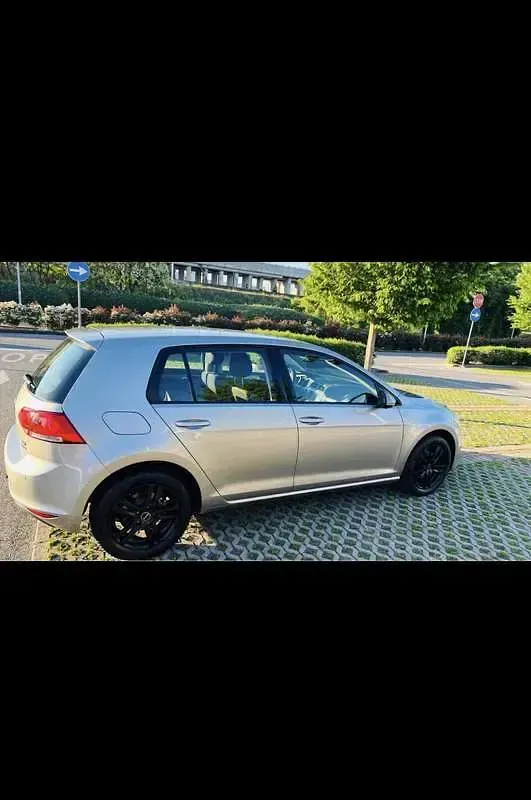 Używany VW Golf VII Comfortline 125 KM (91 kW) 2015 Sedan/Limuzyna