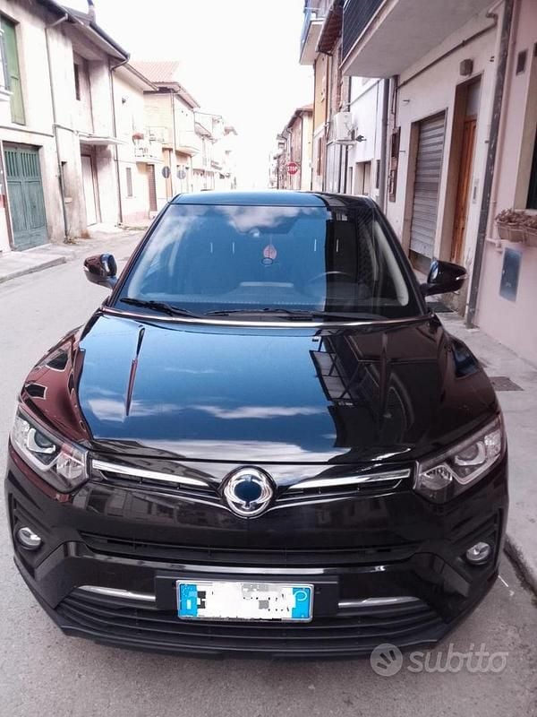 Nero Usata 2020 Ssangyong (KGM) Tivoli SUV | 12.000 € - Immagine 1/4