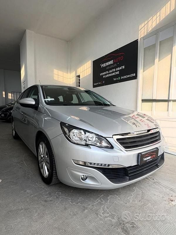 Usata Peugeot 308 SW 120 CV (88 kW) 2015 Station wagon